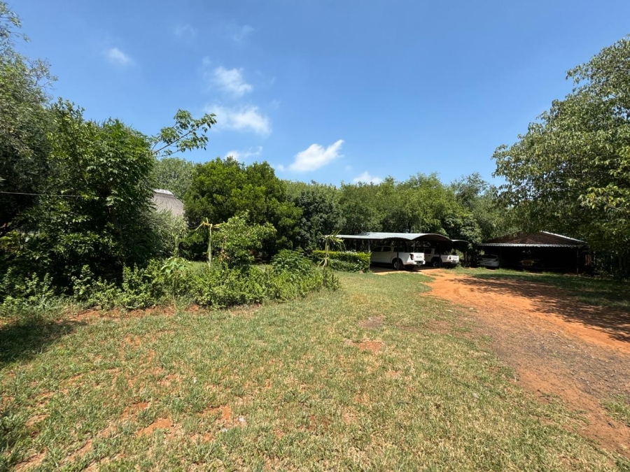 6 Bedroom Property for Sale in Hartbeespoort Rural North West